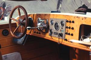 dettaglio di Vintage ▾ legna velocità barca foto