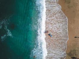 aereo Visualizza a partire dal volante fuco di persone rilassante foto