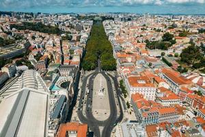 aereo fuco Visualizza di ristoratori piazza guardare nord in direzione avenida da liberdade nel Lisbona, Portogallo foto