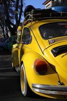 giallo auto macchine volkswagen classico azione foto