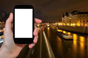 turista fotografie di pont au modificare nel Parigi