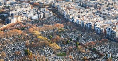 sopra Visualizza di montparnasse cimitero nel Parigi foto