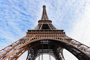 supporti di eiffel Torre nel Parigi foto