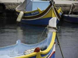 marsaxlokk,malta,2017- il porto di marsaxlokk su Malta isola foto