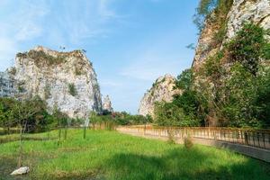 parco di pietra di khao gnu in tailandia foto