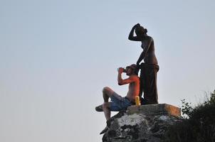 Grecia, 2022 - turista di statua foto