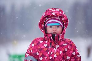 famiglia nel paesaggio invernale foto