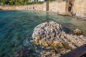 alanya 2022 antalya aereo città con castello e mare foto