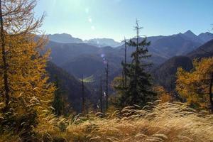 bavarese Alpi chiemgau con sonntagshorn nel autunno foto