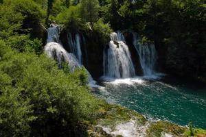 vista di una cascata foto