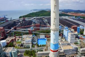 il energia pianta industria fabbrica nel Corea a partire dal il fuco sparo. foto