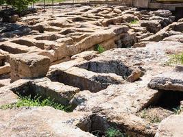 antico tomba di terone nel valle di il tempio foto