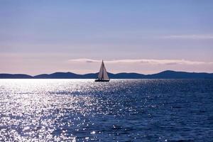 ricreativo yacht a Adriatico mare foto