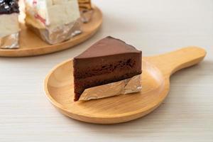 cioccolato torta con morbido cioccolato strato foto