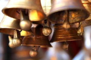 campane del tempio foto