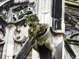 scultura su all'aperto parete di reims Cattedrale foto