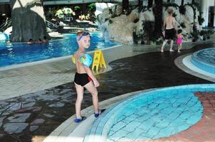 Svezia, 2022 - nuoto piscina divertimento foto