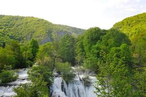 cascata di fiume selvaggia foto