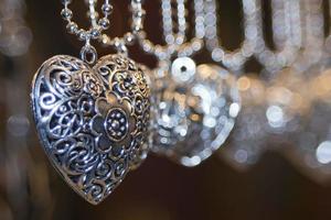 collana di amore del cuore d'argento di San Valentino foto