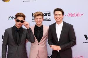 las vegas, 21 maggio - emery kelly, ricky garcia, liam attridge ai Billboard Music Awards 2017, arrivi alla t, arena mobile il 21 maggio 2017 a las vegas, nv foto