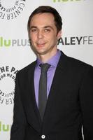 Los angeles, 13 marzo - jim parsons arriva all'evento paleyfest della teoria del big bang al teatro saban il 13 marzo 2013 a los angeles, ca foto