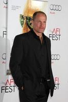 los angeles, 5 novembre - Woody Harrelson arriva all'afi fest 2011 proiezione di gala del bastione al teatro cinese di Grauman il 5 novembre 2011 a los angeles, ca foto