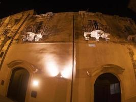 ragusa sicilia barocco cittadina foto