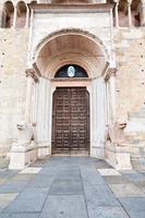 porta di parma Cattedrale duomo foto