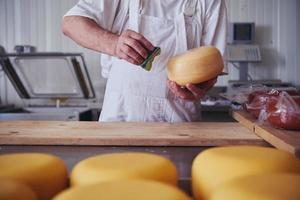 formaggio creatore a Locale produzione fabbrica foto