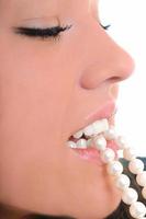 donna denti perla foto