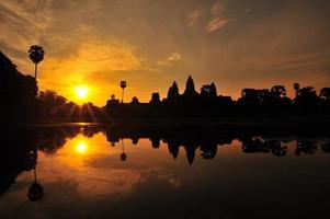 Tempio di Angkor Wat a sfondi di alba