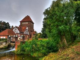 il città di coesfeld a il fiume berkel nel Germania foto