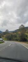 meridionale paesaggio di mine Gerais in movimento auto su il strada foto