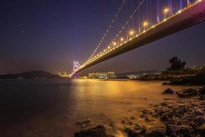illuminazione di tsing ma bridge, hong kong