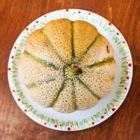 superiore Visualizza di totale siciliano melone su piatto foto