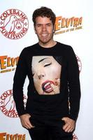 los angeles, ott 17 - perez hilton a il elvira - padrona di il buio bara tavolo libro lanciare a roosevelt Hotel su ottobre 17, 2016 nel los angeles, circa foto