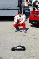 los angeles, mar 23 - Michael Trucco giocando con un' a distanza controllo auto a il 37 ° annuale toyota professionista celebrità gara formazione a il salice molle internazionale autostrada su marzo 23, 2013 nel rosamondo, circa esclusivo foto