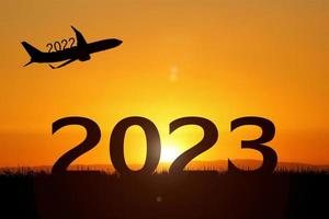 idee benvenuto 2023 e nuovo inizi. contento nuovo anno foto