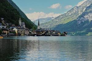 bellissimo panoramico paesaggio al di sopra di austriaco Alpi lago nel Hallstatt, salzkammergut, Austria. foto