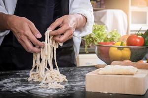 fare la pasta fatta in casa foto