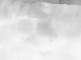 acquerello leggero grigio e bianca sfondo. monocromatico macchie su carta. moderno astratto morbido la pittura. foto