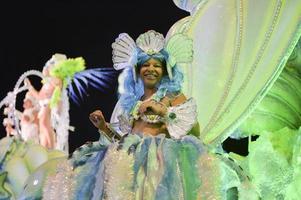 carnevale 2018 imperio da tijucario de janeiro, rj brasile - febbraio 09, 2018 - samba scuola parata nel sambodromo. imperio da tijuca durante Festival a marche de sapucai strada foto