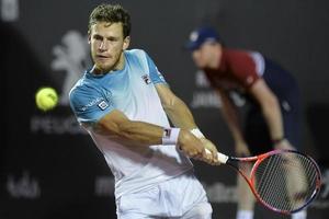 rio de janeiro, brasile - febbraio 25, 2017 - diego schwartzman argomento finale gioco durante rio Aperto 2018 tenuto a il fantino club brasiliana. foto