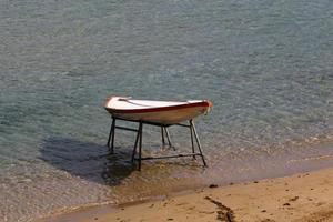 sabbioso spiaggia su il mediterraneo mare nel settentrionale Israele. foto