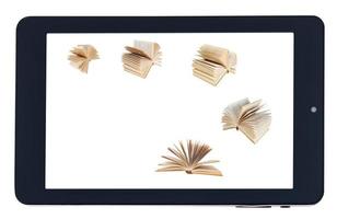 volante libri su schermo di nero un PC tablet isolato foto