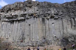 basalto rocce quello può essere trovato nel rachi villaggio nel brasov contea foto