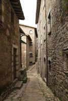 antico villaggio di macerino nel il umbro montagne foto