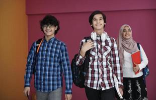 arabo adolescenti gruppo foto