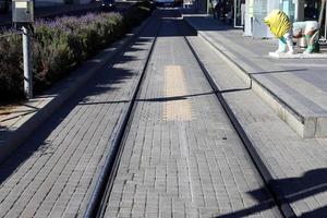 tram brani e rotaie di il Gerusalemme tramvia. foto