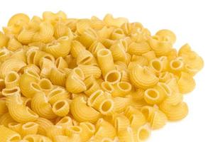 italiano pasta maccheroni isolato su bianca sfondo foto